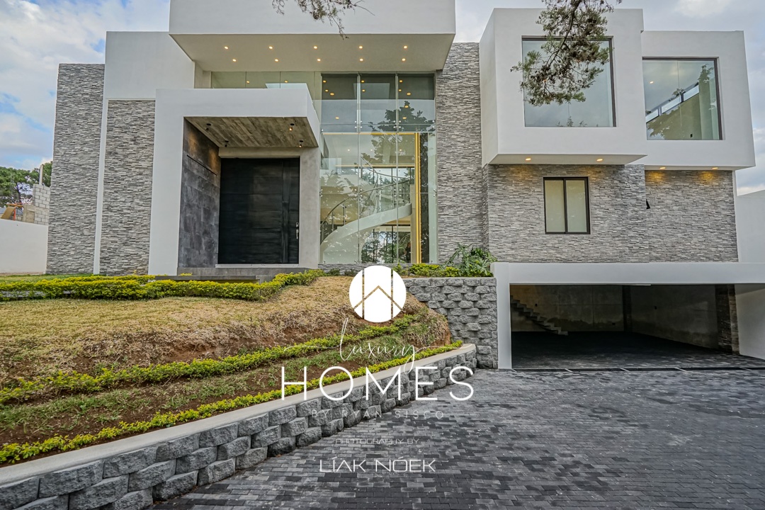 CASA Y CAMPO - CASA EN PLANOS - Luxury Homes Guatemala