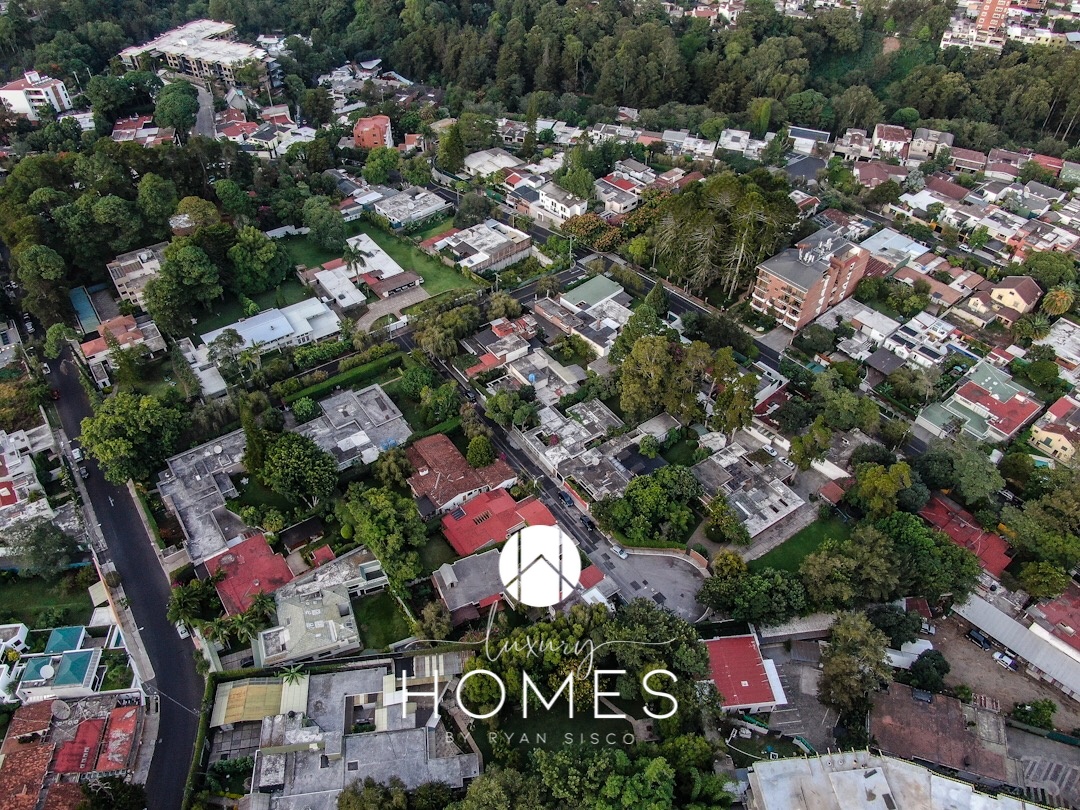 C8FD3381-0C98-4601-8B35-8CC9DF04427C (1)