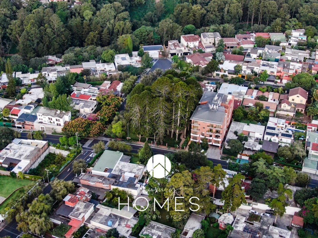 C91726C2-ECF0-4C73-AC74-7F5FA7851BB4 (2)